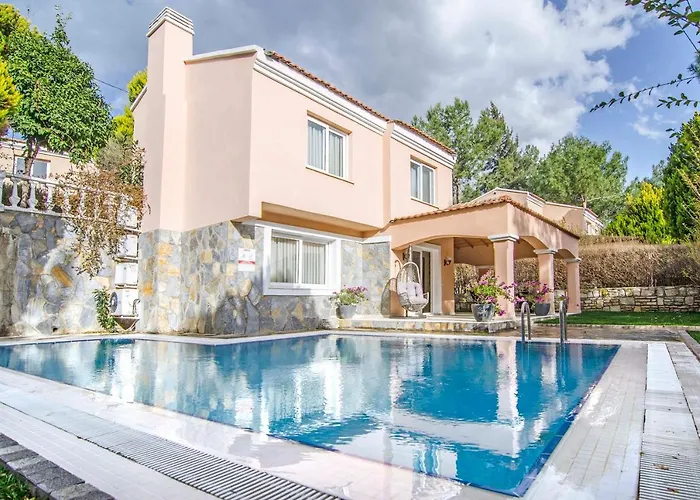 Peninsula Pine Club Boutique Hotel & Spa Kuşadası
